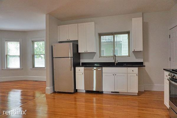 86 Joy St - Photo 2 of 6