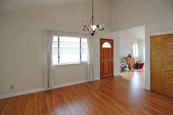 120 San Luis Ave - Photo 3 of 10