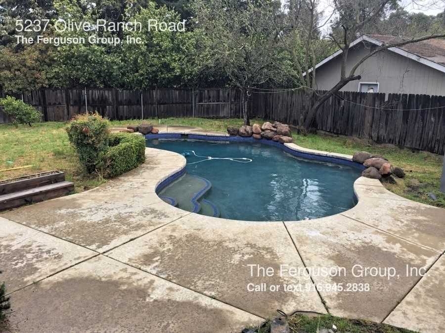 5237 Olive Ranch Rd - Photo 2 of 8