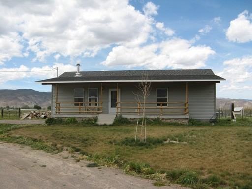 475 E 100 N - Photo 2 of 11