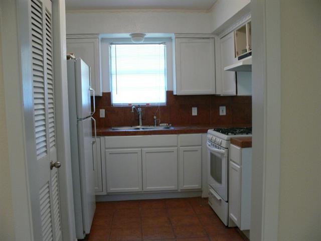 4729 Driskell Blvd - Photo 3 of 9