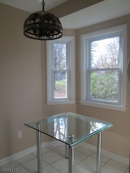 1921 Stony Brook Cir - Photo 3 of 8