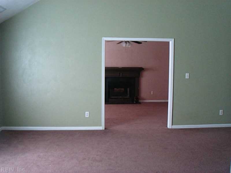5613 Nathaniel St - Photo 3 of 22