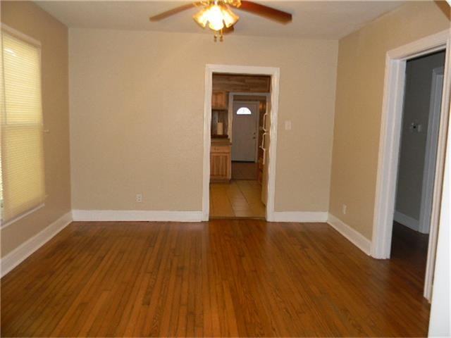 4018 Avenue T - Photo 3 of 16