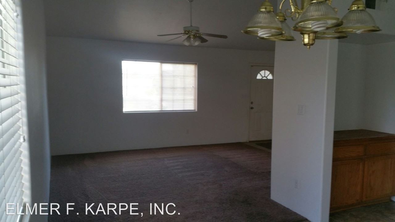 5206 Windy Peak St - Photo 3 of 6