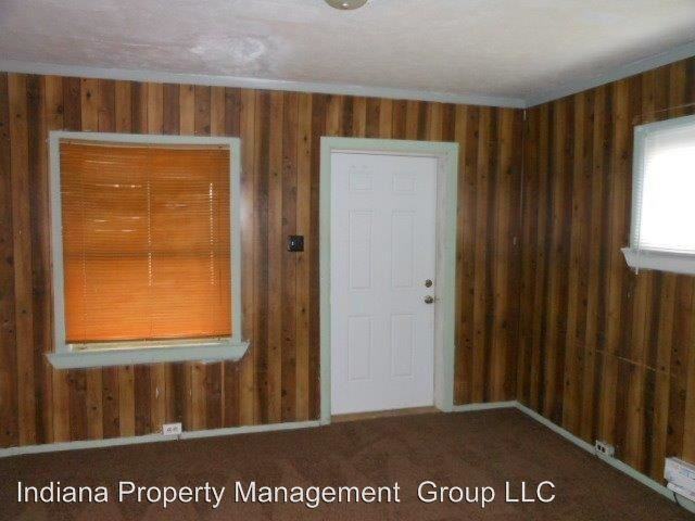 556 N Lasalle St - Photo 3 of 12