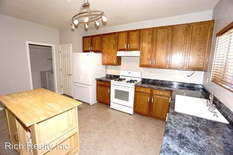 4192 E Boulder Springs Way - Photo 3 of 14