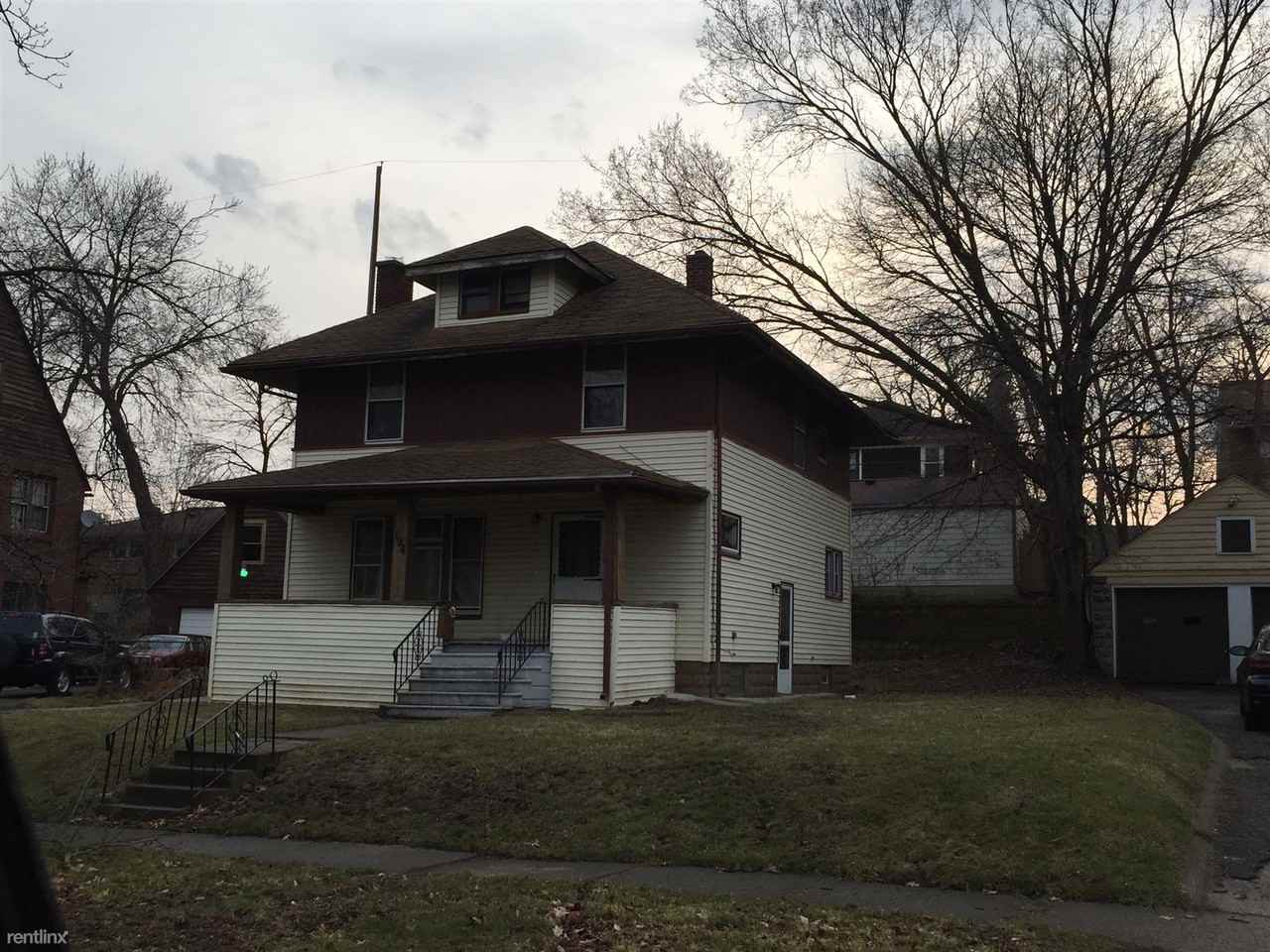 194 E Iroquois Rd - Photo 2 of 2