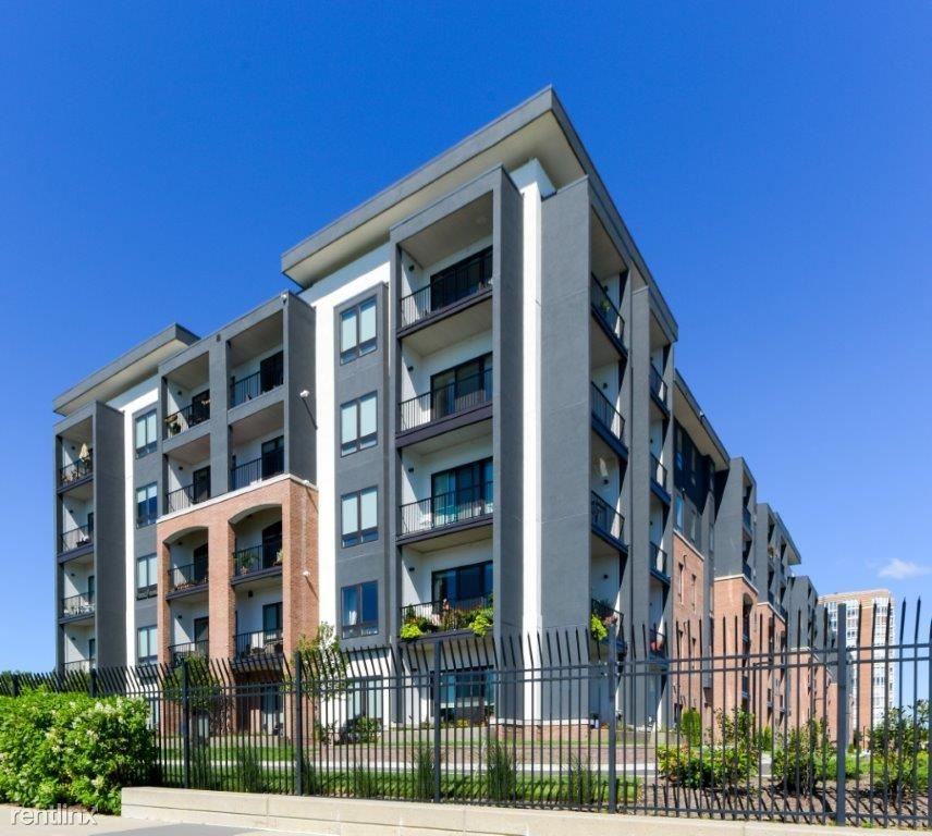 Water's Edge - Photo 3 of 6