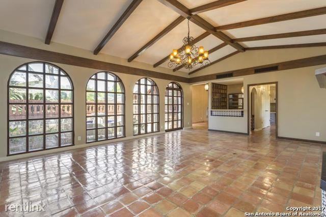301 Wickford Way - Photo 3 of 25
