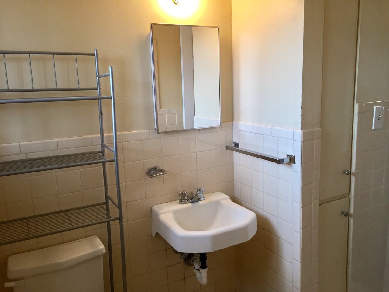 634 E 8th Ave #22 - Photo 2 of 3