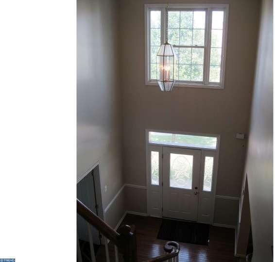 8 Pinehurst Ct - Photo 2 of 32
