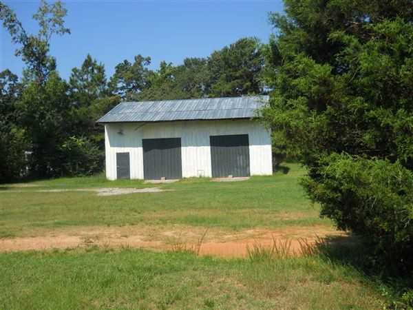 104 Audrey Hardy Rd - Photo 2 of 18
