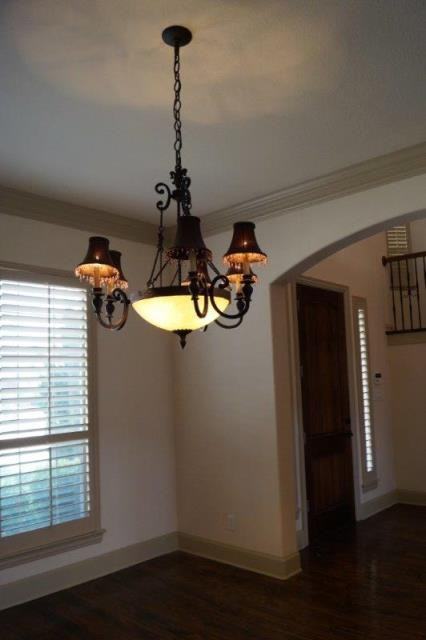 1329 Windhaven Dr - Photo 3 of 29