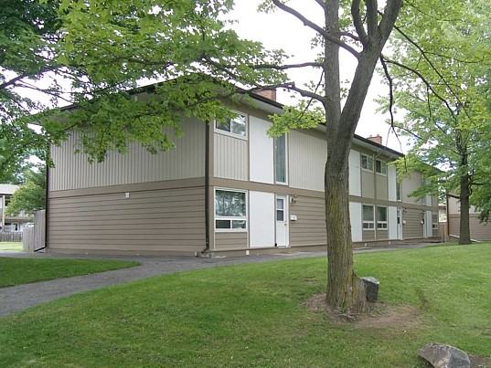 Weeping Willow Lane Apartments 80 580 Varley Lane, Ottawa, ON K2K