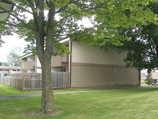 Weeping Willow Lane Apartments 80 580 Varley Lane, Ottawa, ON K2K