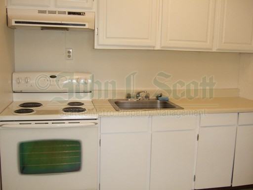 4513 Cascadia Ave S - Photo 3 of 7