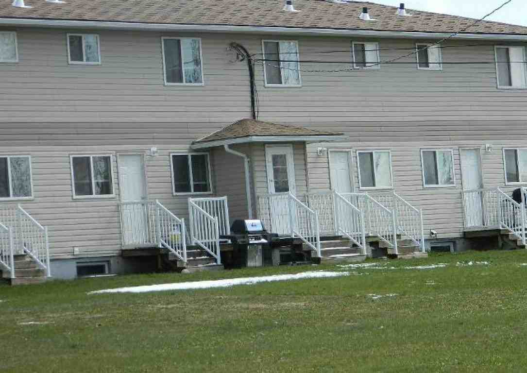 Fort St. John Townhouses Apartments for Rent 9712 Peace River Rd