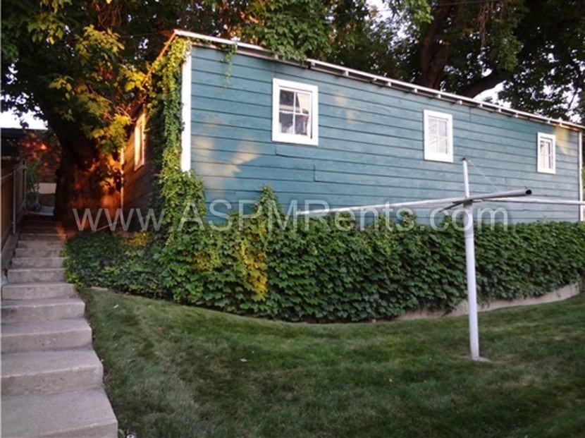 1107 E 800 S - Photo 3 of 31