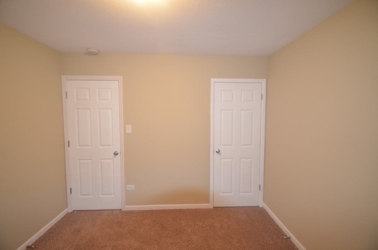 4350 Henry St - Photo 3 of 11