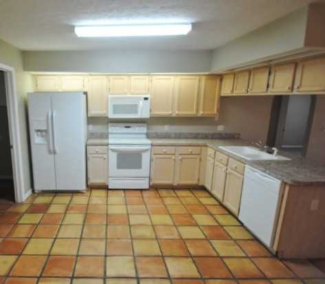 1217 Acanthus Ave - Photo 3 of 12