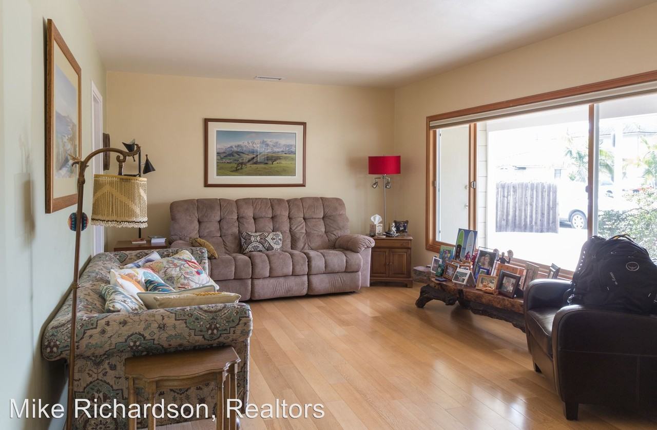 2038 Chino St - Photo 3 of 12