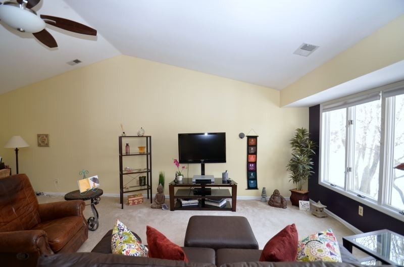 122 Westchester Terrace - Photo 2 of 13
