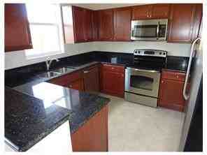 11341 Northwest 87th Lane - Photo 3 of 4