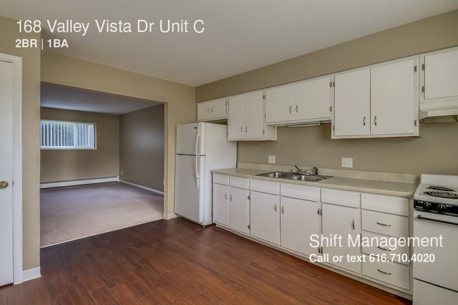 168 Valley Vista Dr #c - Photo 3 of 14