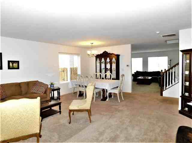 1002 Richard Brown Blvd - Photo 2 of 16