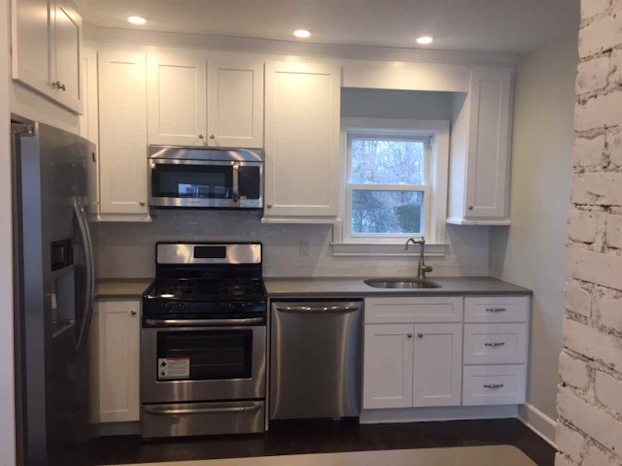 553 Second Ave - Photo 2 of 27