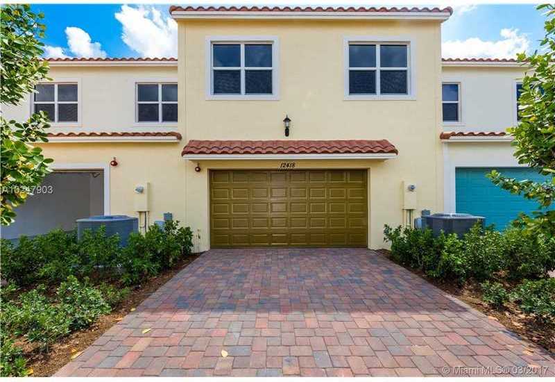 12418 NW 17th Ct - Photo 2 of 8