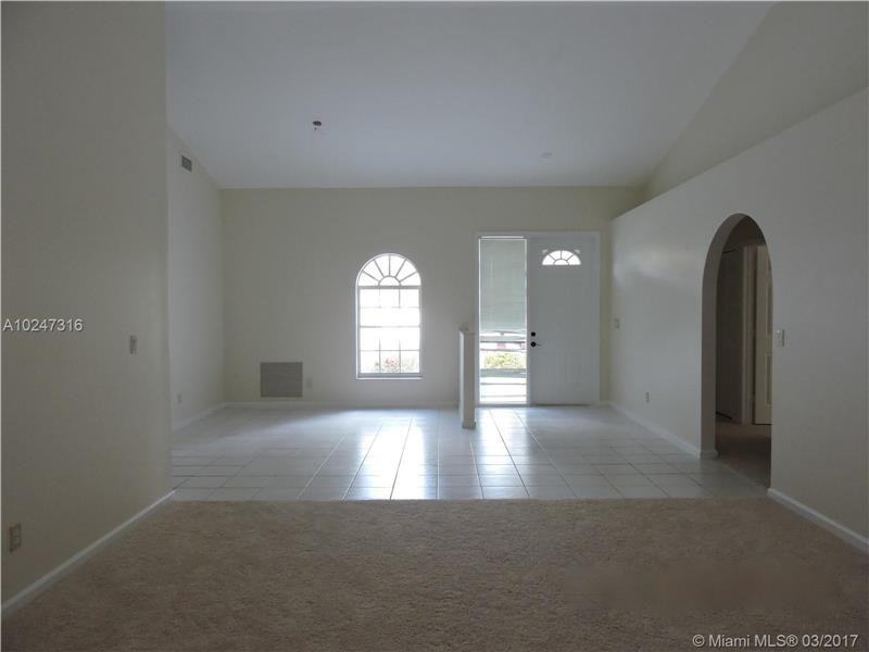17870 SW 4th Ct - Photo 2 of 8