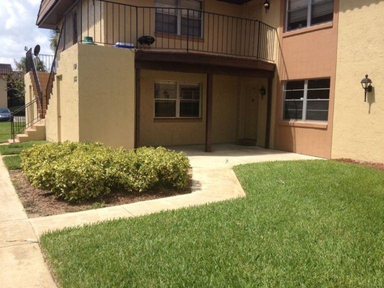 183 Windtree Ln