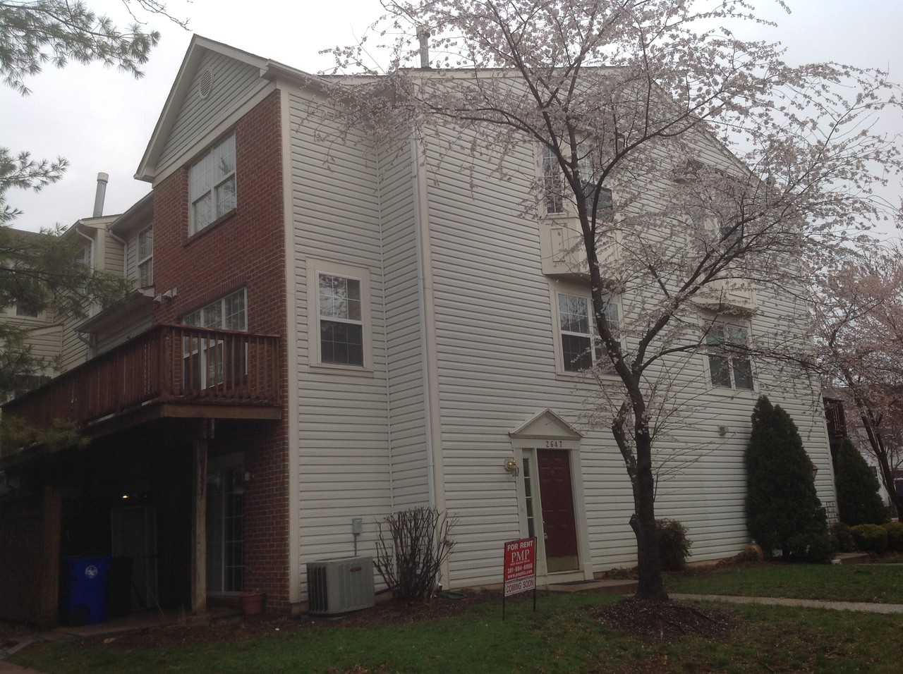 2647 Everly Dr #8-1 - Photo 2 of 35