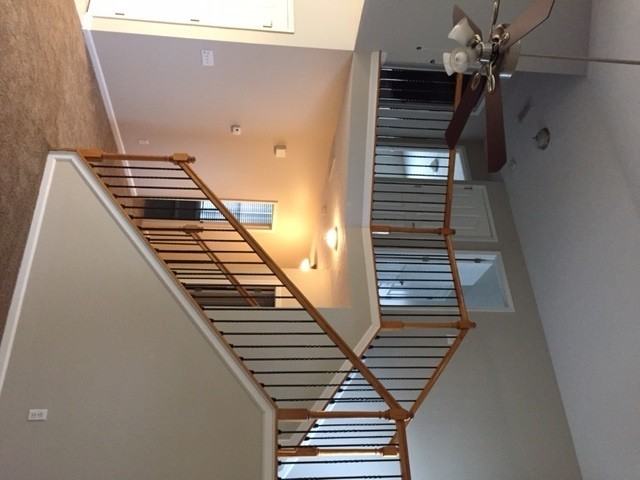 192 Lincoln Station Dr - Photo 3 of 14