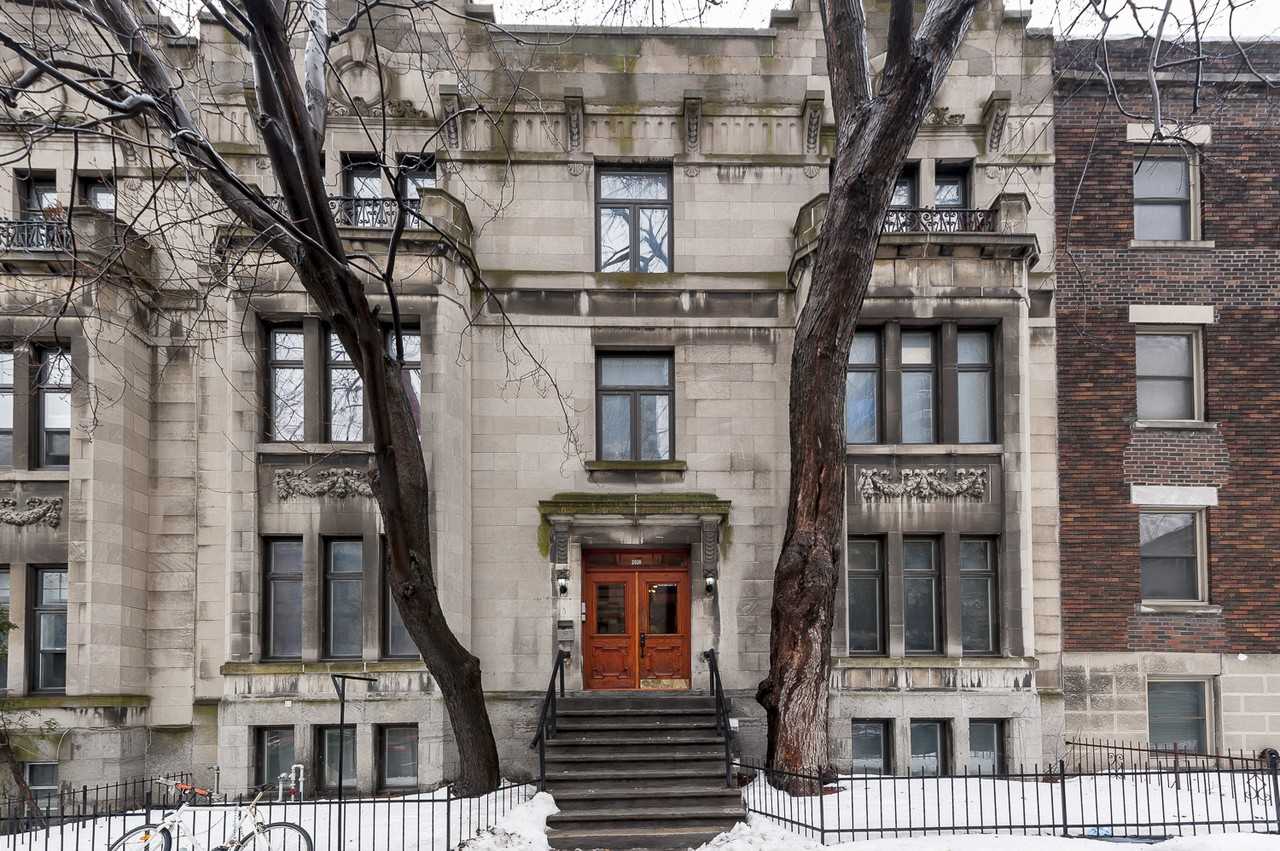 2030 Rue Lambert Closse, Montréal, QC H3H 1Z8 4 Bedroom Apartment for