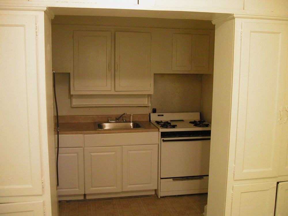 6023 Gwynn Oak Ave - Photo 2 of 4