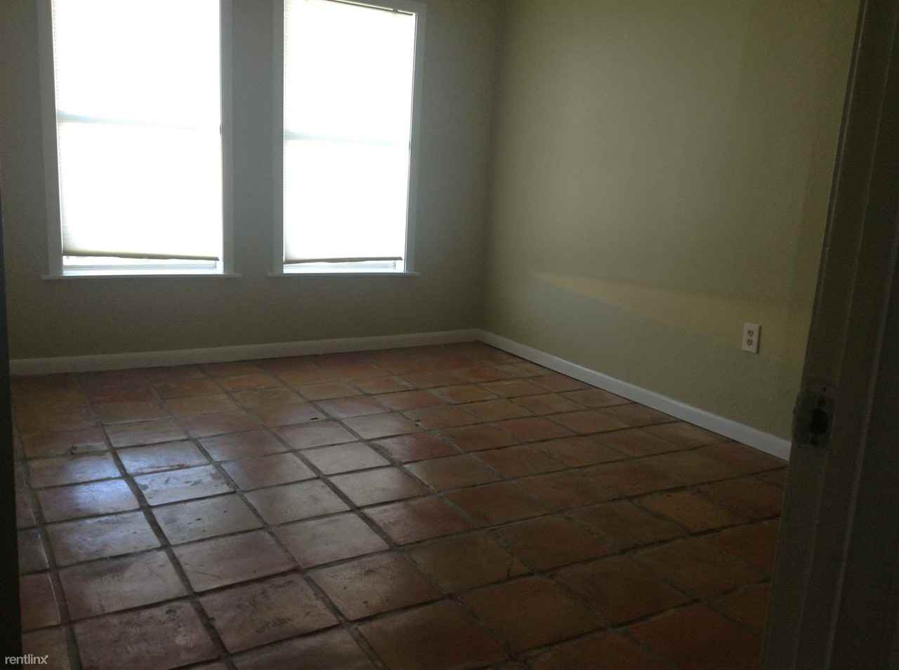 2321 Newfield Ln - Photo 3 of 5