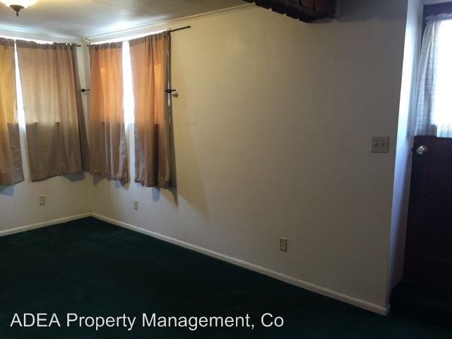 423 East Main - Photo 3 of 7