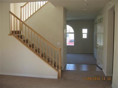 215 Beech Ave - Photo 3 of 9