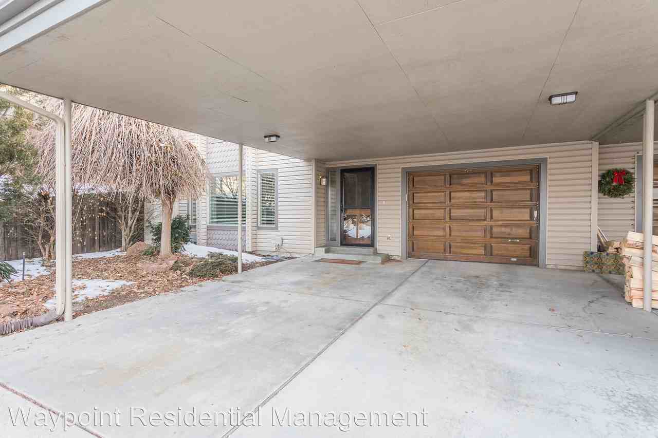 2926 N Mountain Rd - Photo 2 of 25