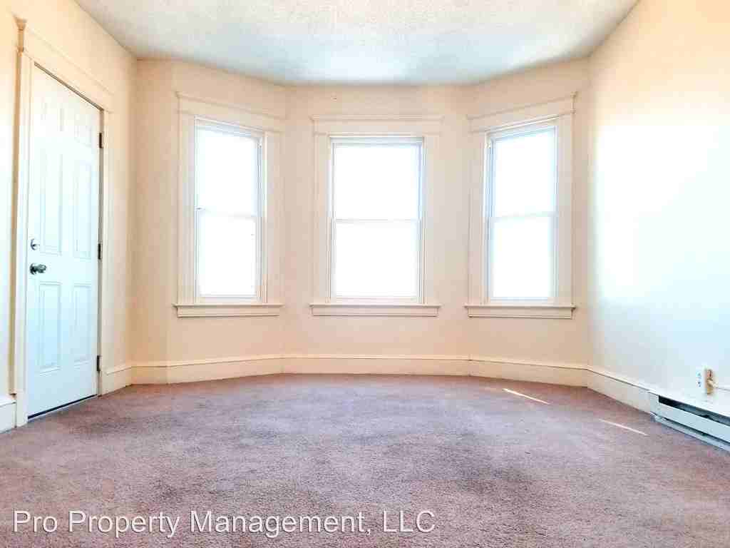 500 Wilson Street - Photo 2 of 9