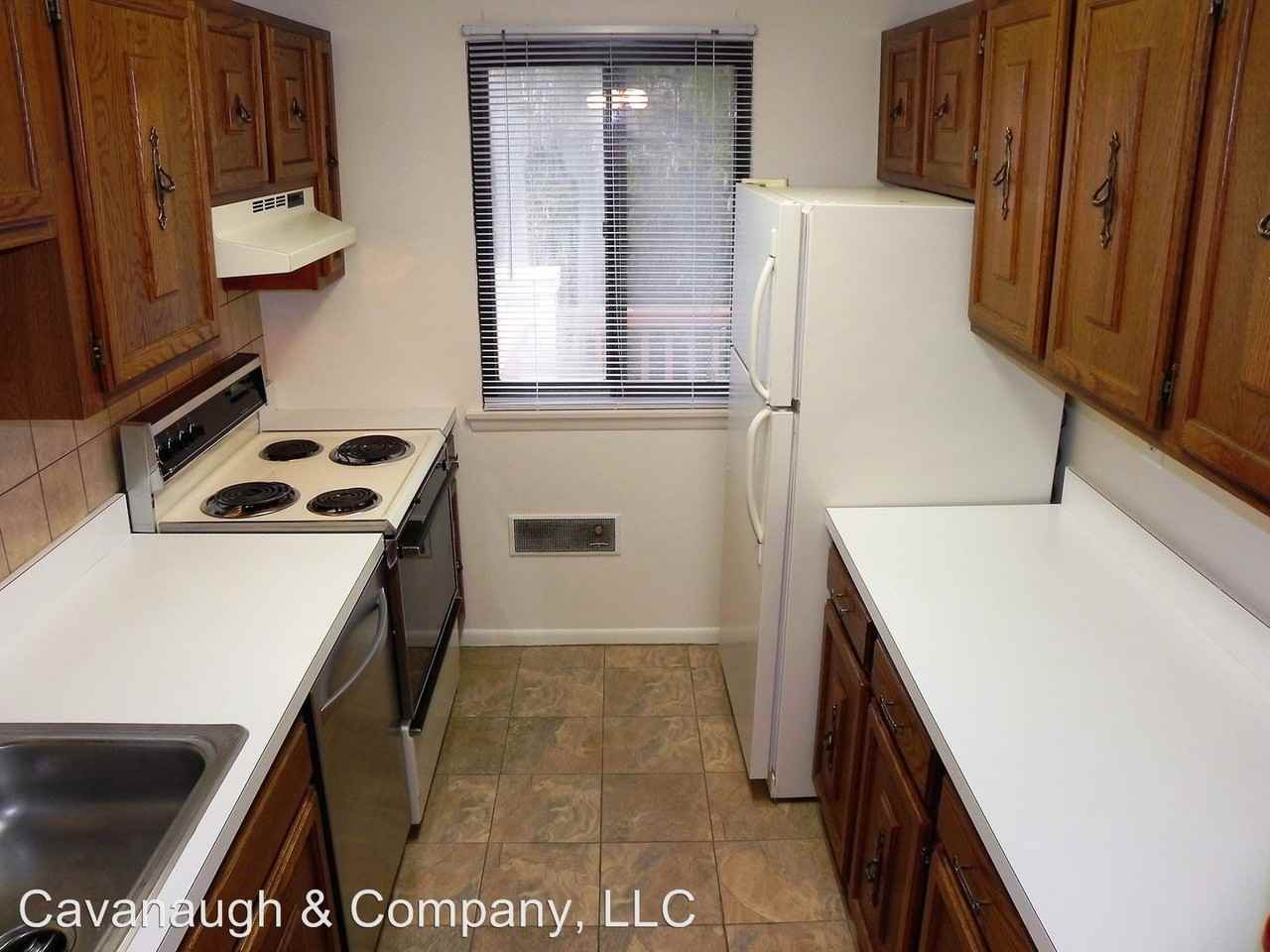 23 Linda Ct - Photo 2 of 13