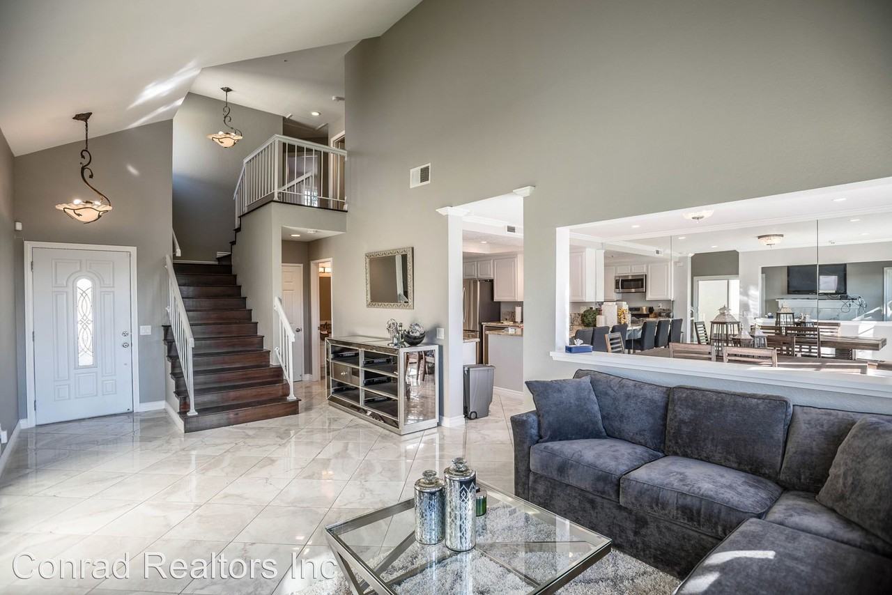 2306 Avenida Marejada #14 - Photo 2 of 26