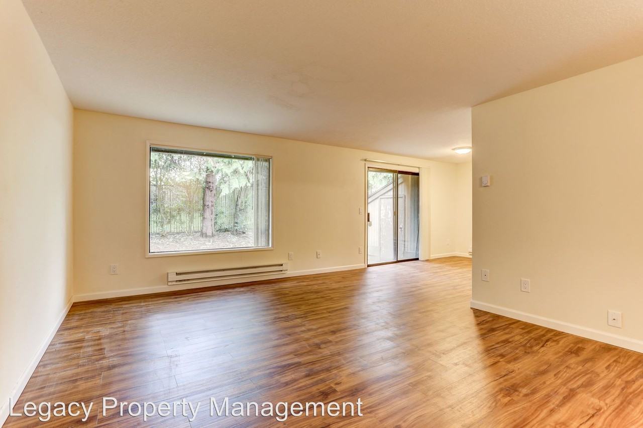 3962 SE 174th Ave - Photo 2 of 22