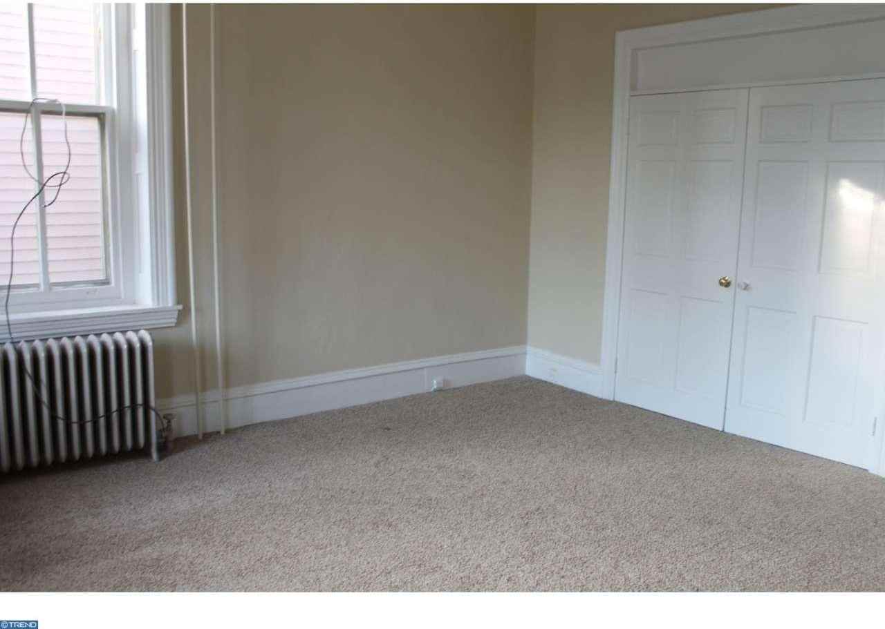 129 N Main St #1stFL - Photo 2 of 13