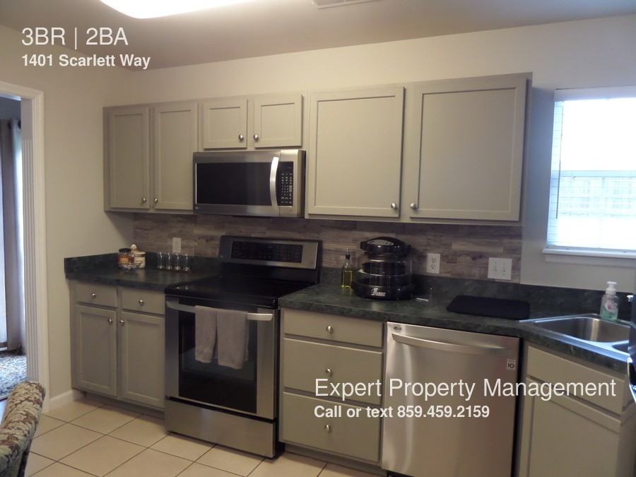 1401 Scarlett Way - Photo 2 of 20