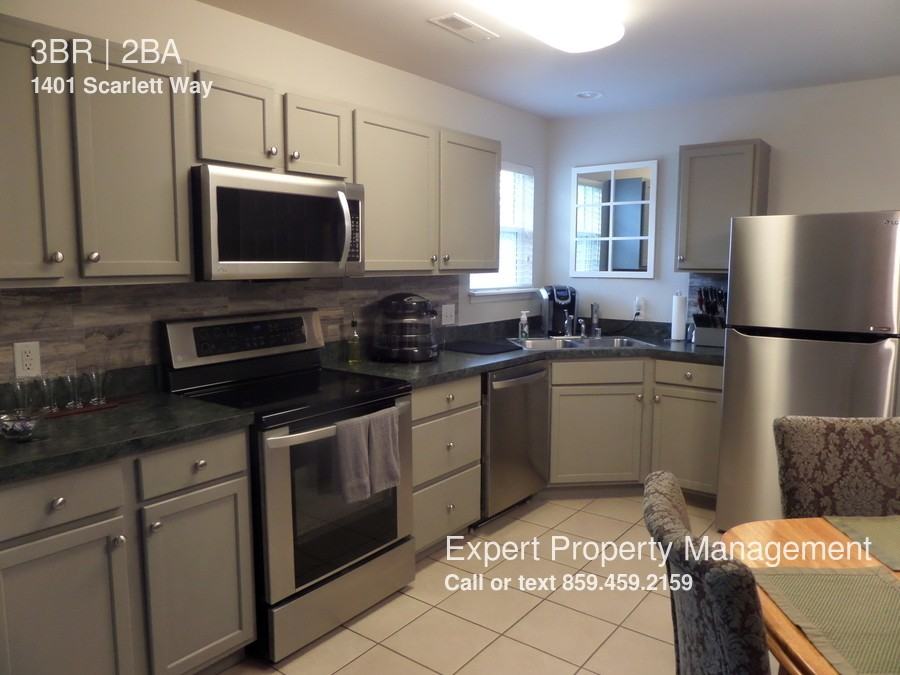 1401 Scarlett Way - Photo 3 of 20