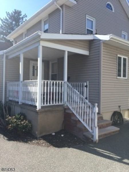 16 Suncrest Ave - Photo 2 of 11